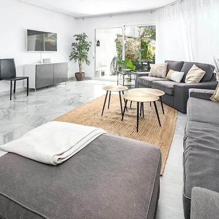 度假居 3 Townhouse With Private Garden In