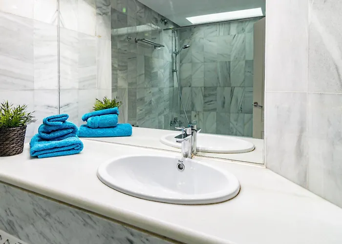 3 Townhouse With Private Garden In بيت للعطل ماربيا