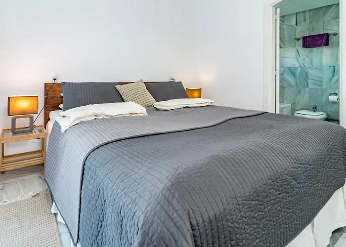 3 Townhouse With Private Garden In * ماربيا